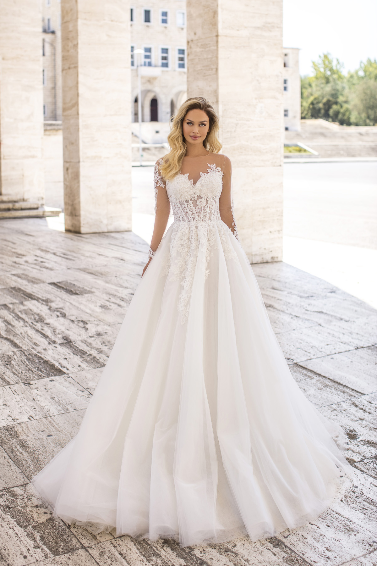 Picture of 10100 - ROSE BRIDAL GOWN