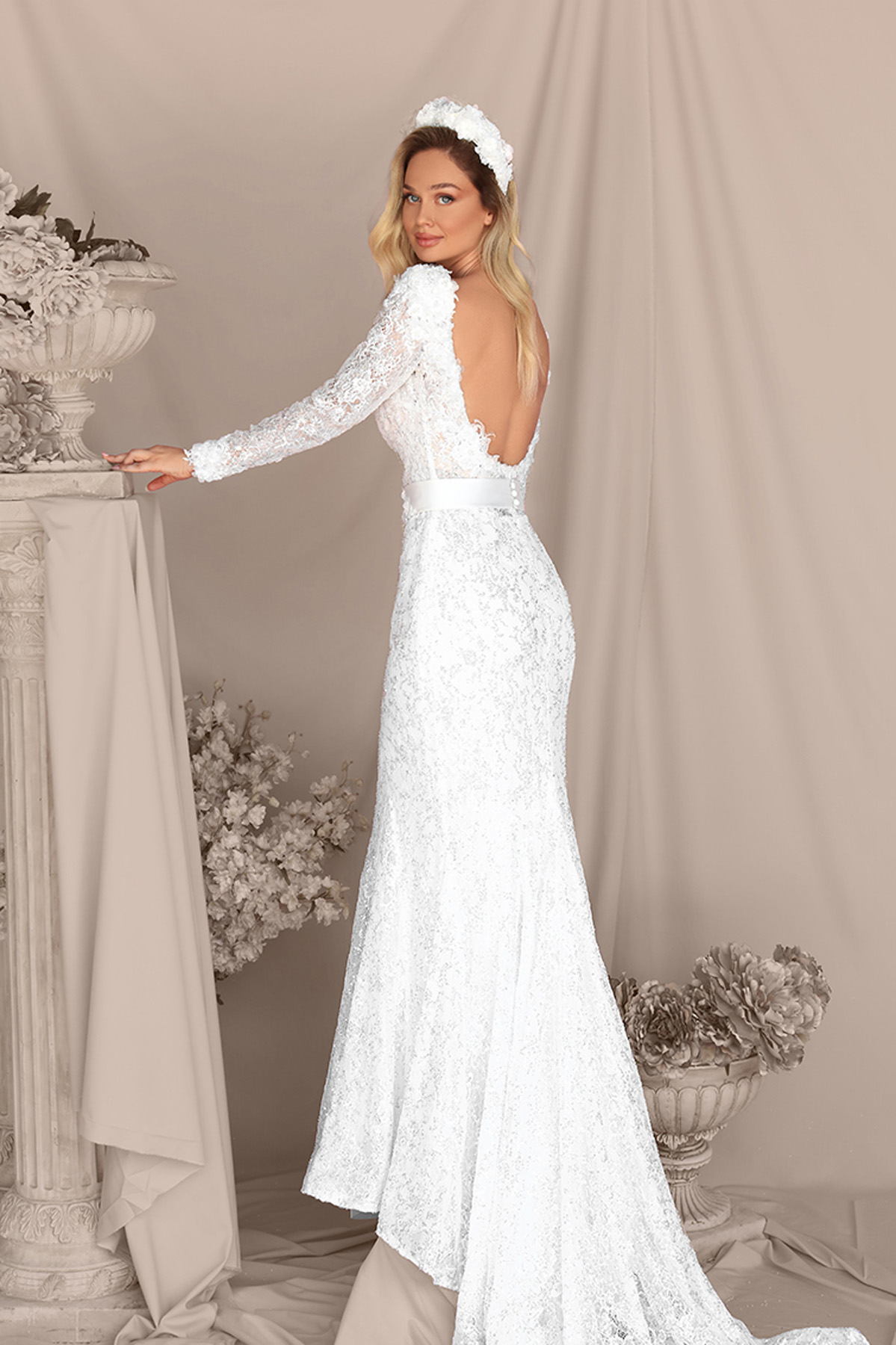 Picture of 10119 - GLOVER BRIDAL GOWN