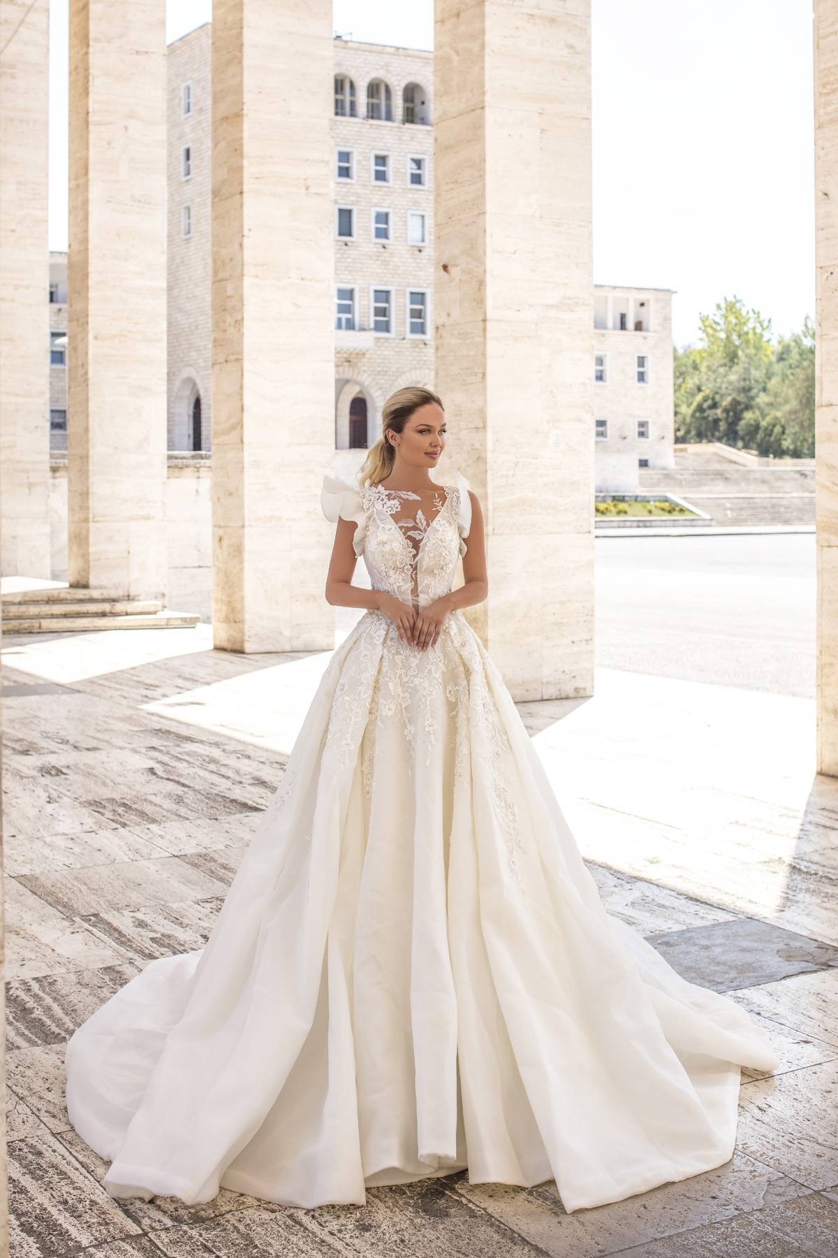 Picture of 10299 - SHANGRIA BRIDAL GOWN